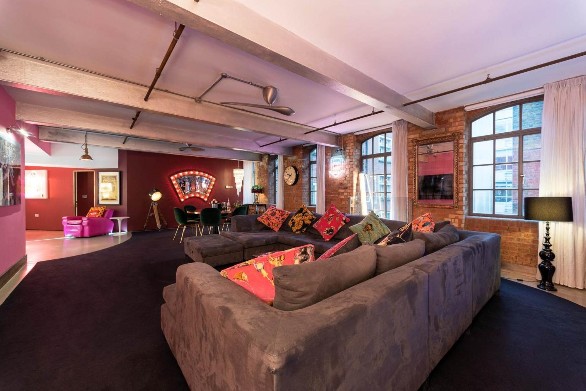 Amazingly Luxurious Loft Apartment, Soho - 3 Bedrooms, 2 Bath & Office London Ngoại thất bức ảnh