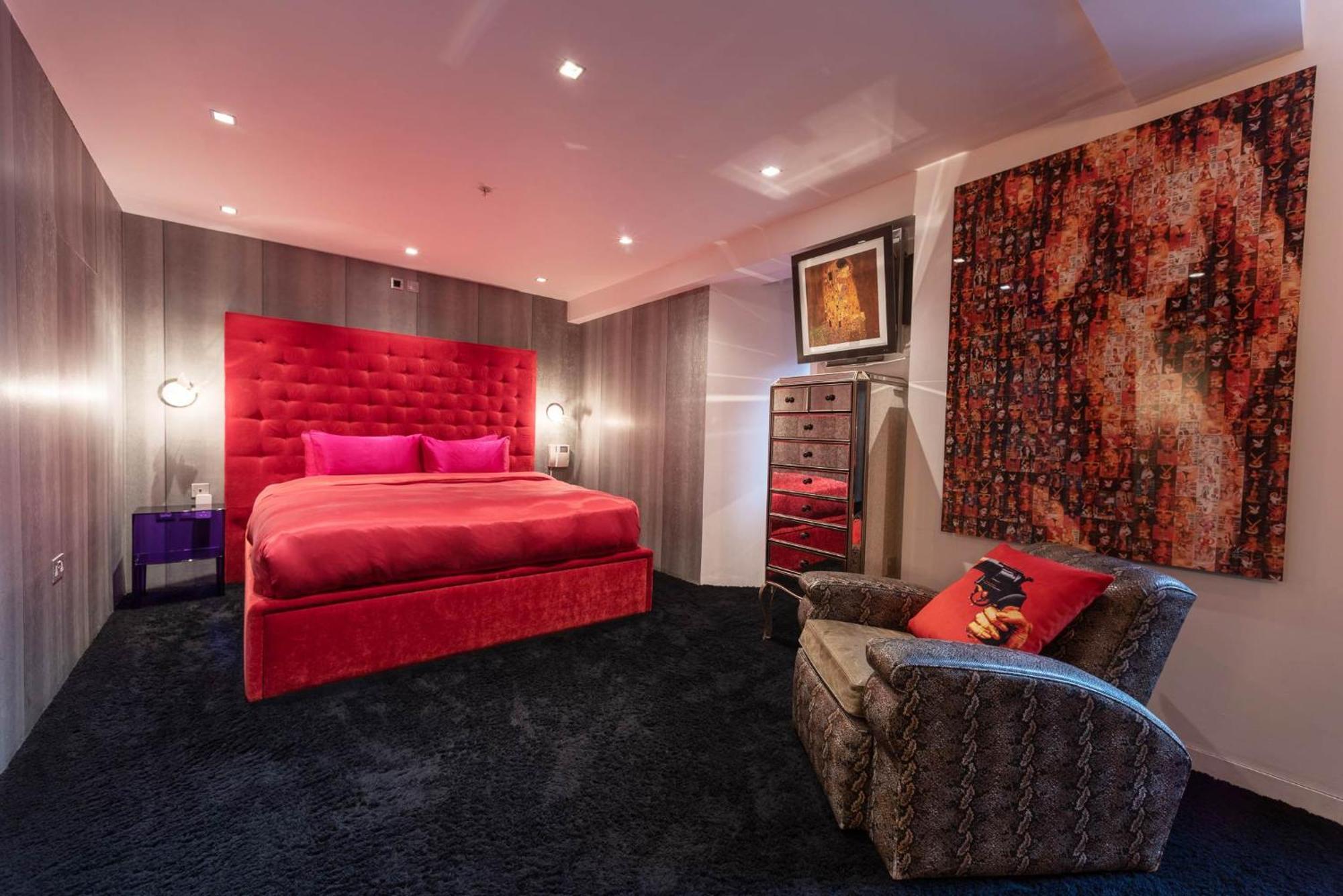 Amazingly Luxurious Loft Apartment, Soho - 3 Bedrooms, 2 Bath & Office London Ngoại thất bức ảnh