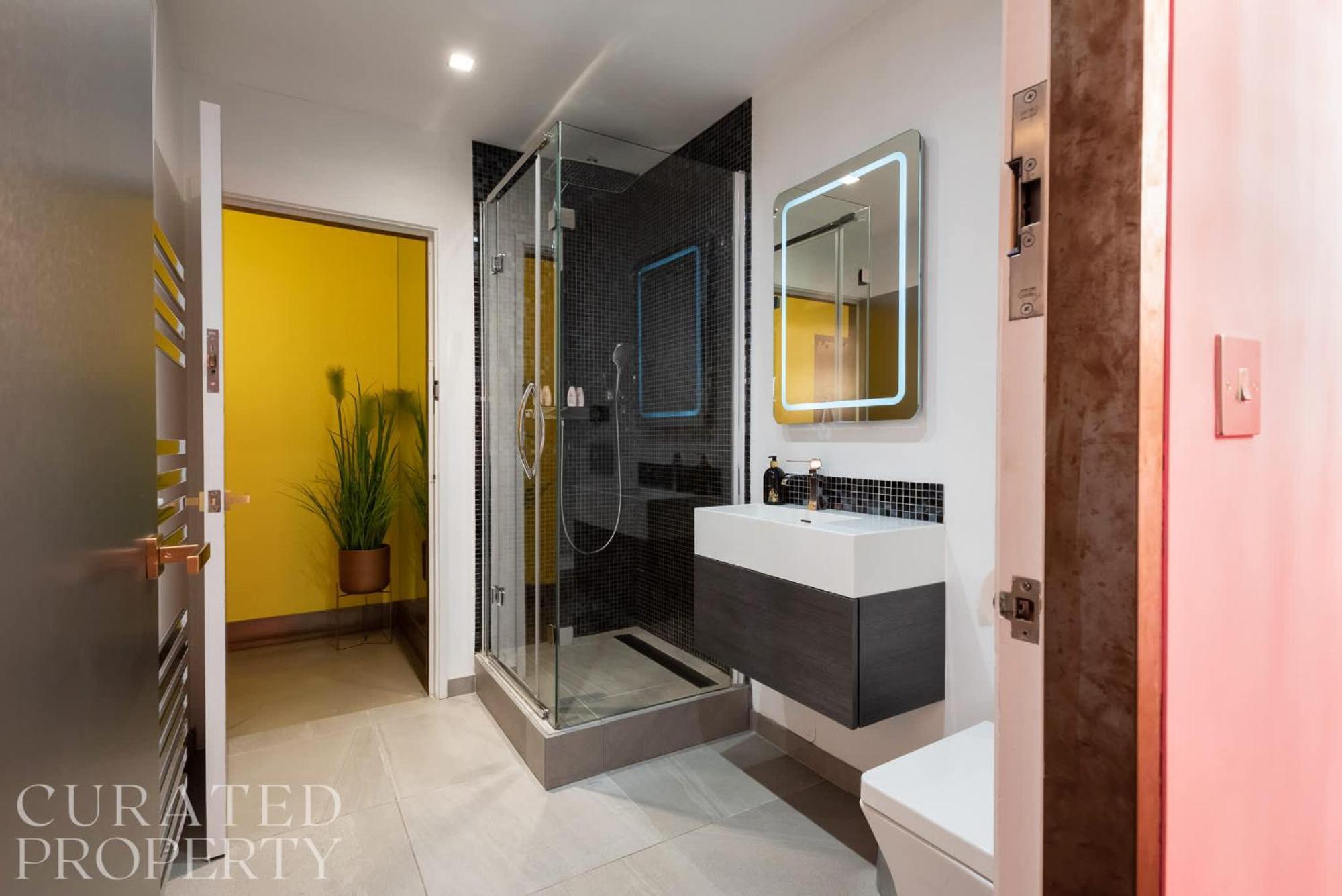 Amazingly Luxurious Loft Apartment, Soho - 3 Bedrooms, 2 Bath & Office London Ngoại thất bức ảnh