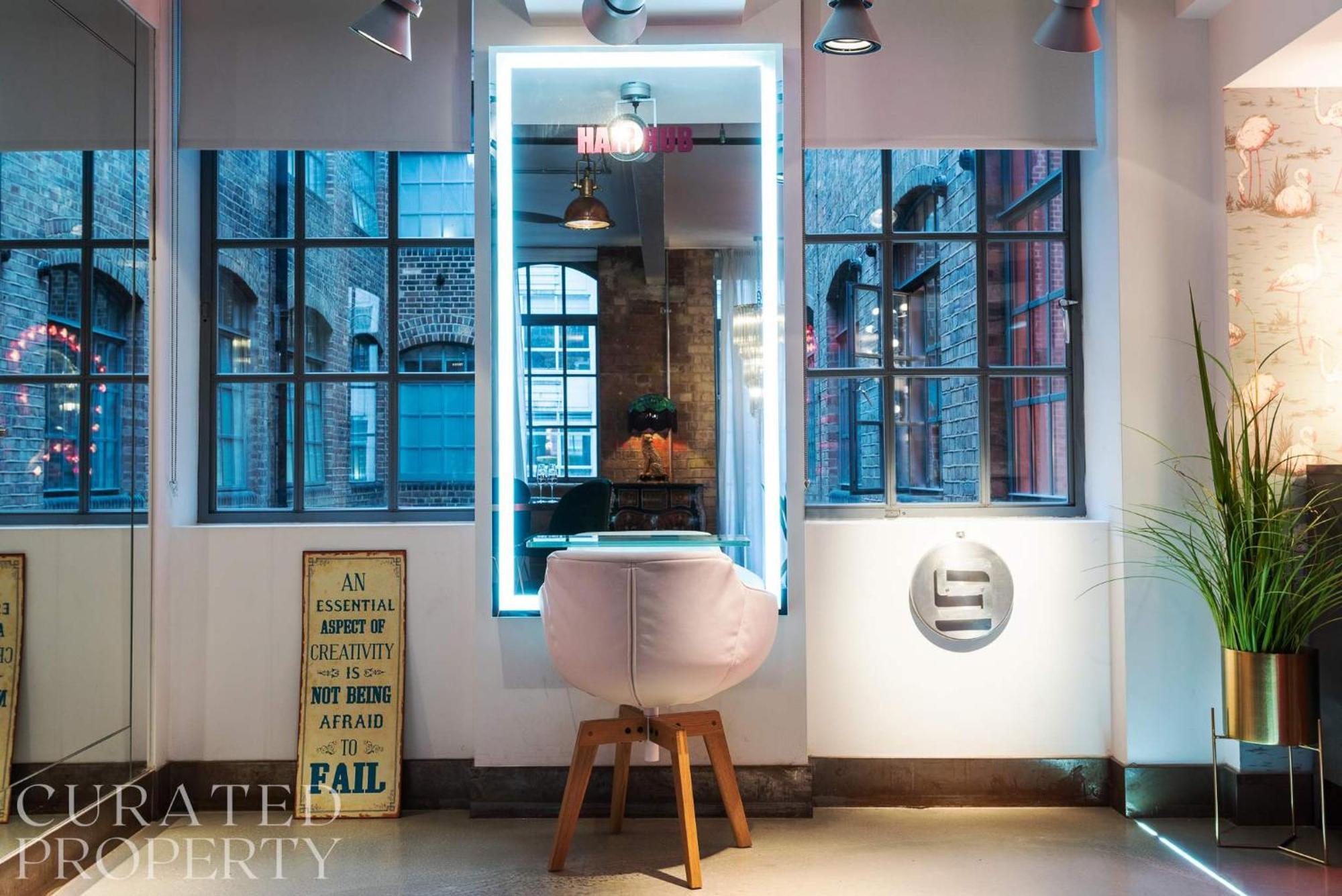 Amazingly Luxurious Loft Apartment, Soho - 3 Bedrooms, 2 Bath & Office London Ngoại thất bức ảnh